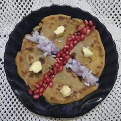 A picture of Dabeli paratha.