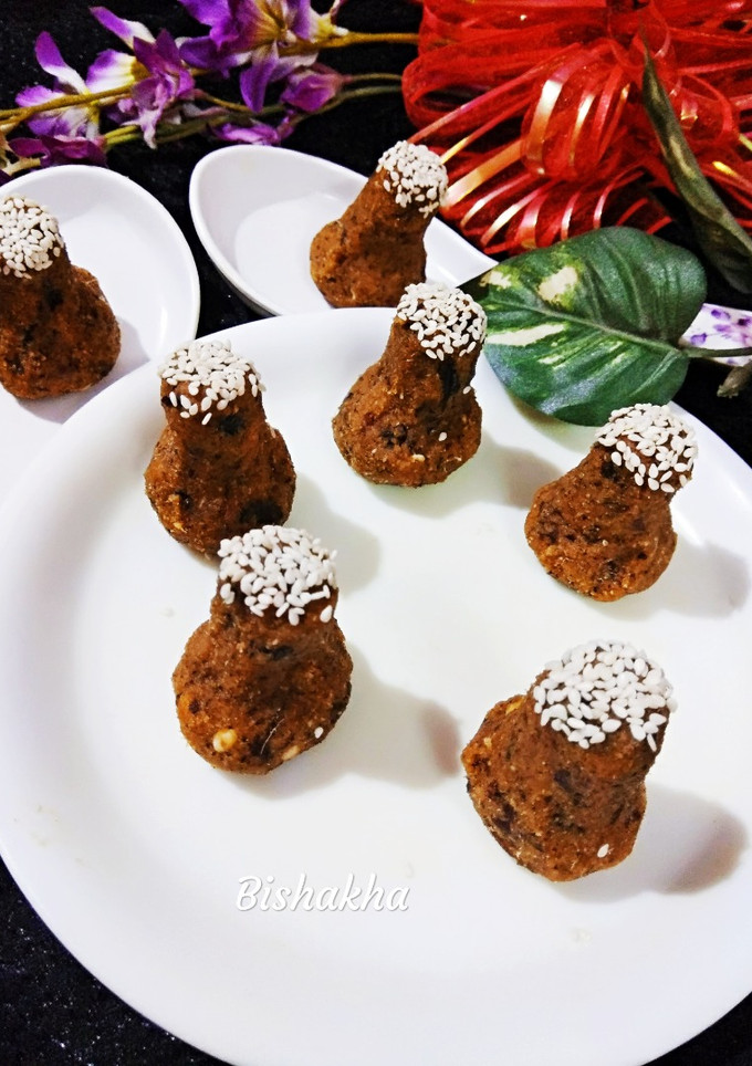 A picture of Multigrain Dates Modak.