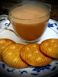 মশলা দেওয়া দুধ চা (moshla dewa doodh cha recipe in bengali) রেসিপির প্রধান ছবি