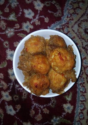 A picture of Yam balls.