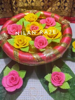 काजू गुलाब बर्फी (kaju gulab barfi recipe in marathi) रेसिपी चे मुख्य फोटो