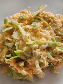 Una foto de Ensalada de col sencilla tipo KFC