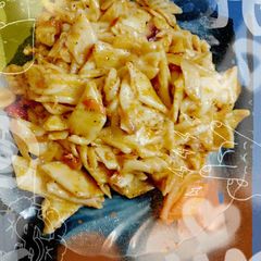 A picture of Mayonnaise pasta.