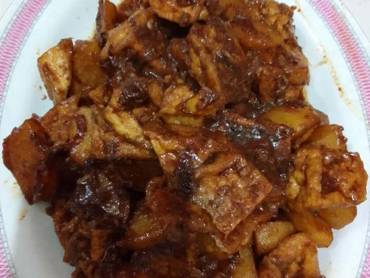 Langkah Mudah untuk Menyiapkan Resep Semur tahu kentang yang Uenak Anti Ribet, Lezat