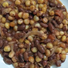 A picture of Stewed Githeri.