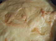 Una foto de pastel de atún al horno