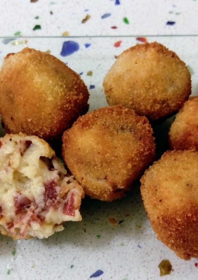 Una foto de Croquetas de jamón ibérico