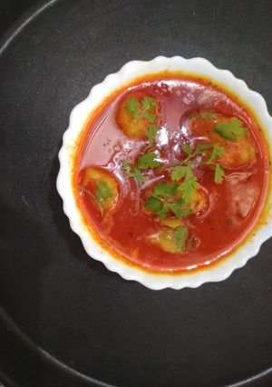 A picture of Tomato Potato Curry.