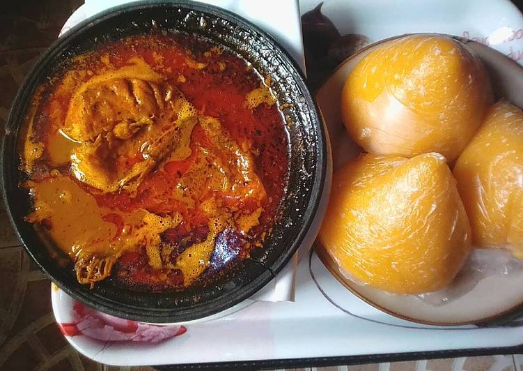 Banga soup with fresh fish,and starch