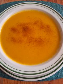 Una foto de Sopa de zanahoria con jengibre