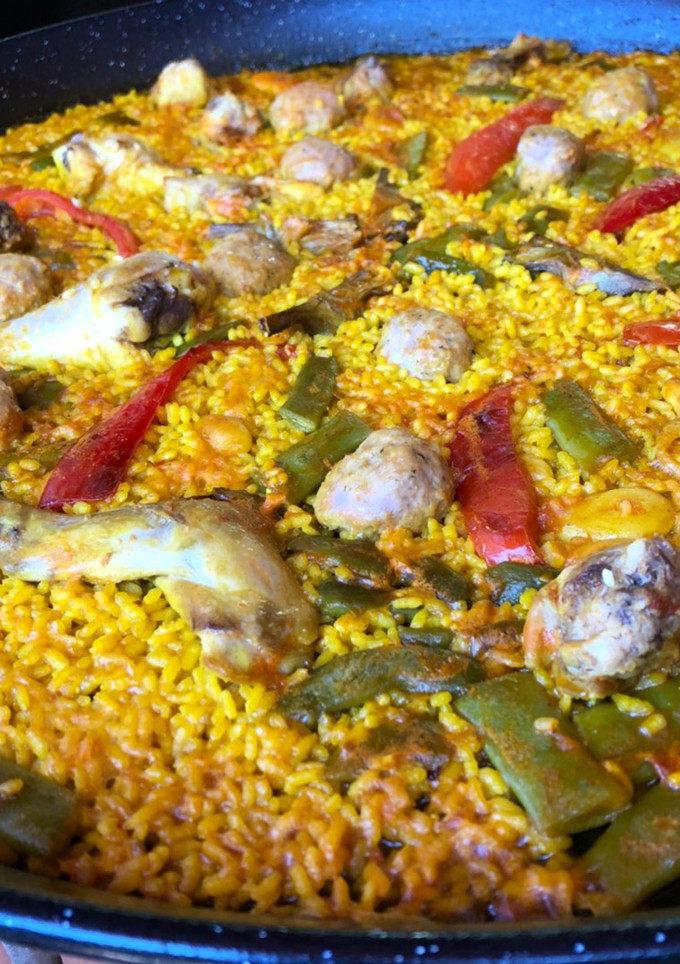 Una foto de Paella valenciana 🥘
