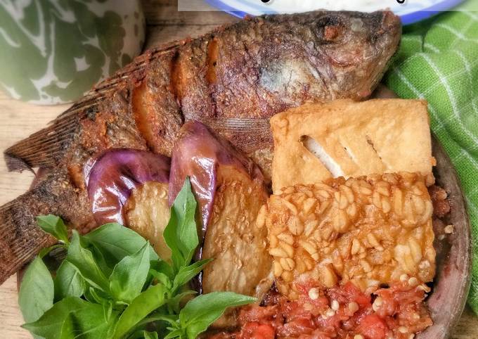 Wajib coba! Resep praktis bikin Mujair Penyet  sempurna