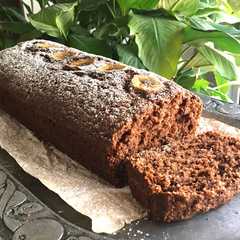 Una foto de BUDÍN INTEGRAL DE CHOCOLATE Y BANANA 🍫🍌