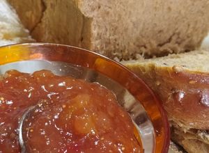 Foto di Confettura di fichi con buccia, vaniglia e rum