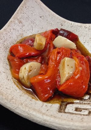 Una foto de Pimientos morrones al horno 🔥 🤩 | Paso a paso | Receta fácil ✅