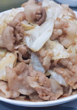 薑燒豬肉高麗菜 的食譜成品照片