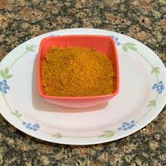A picture of Idli podi gun powder.