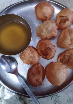 गोलगप्पे (golgappe recipe in Hindi) रेसिपी मुख्य फोटो