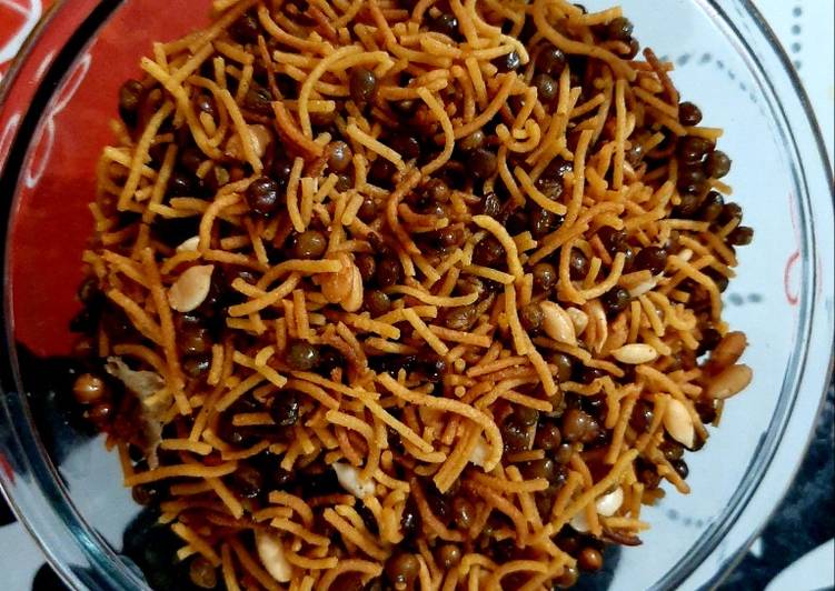 Kaju Namkeen Recipe Crispy Kaju Namkeen Festival Special