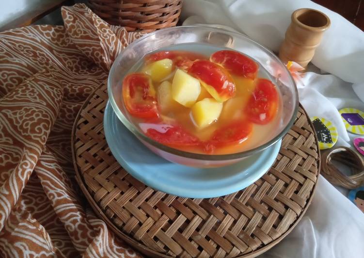 Resep Sup 🥔kentang &amp; tomat🍅 sederhana Anti Gagal