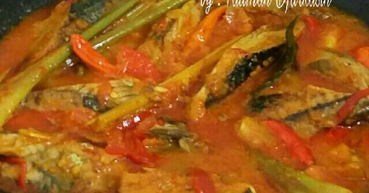  Resep  Tongkol pindang  bumbu kuning  oleh Fatimah Djarkasih 