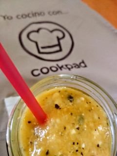 Una foto de Smoothie de Parchita (maracuyá) y mango