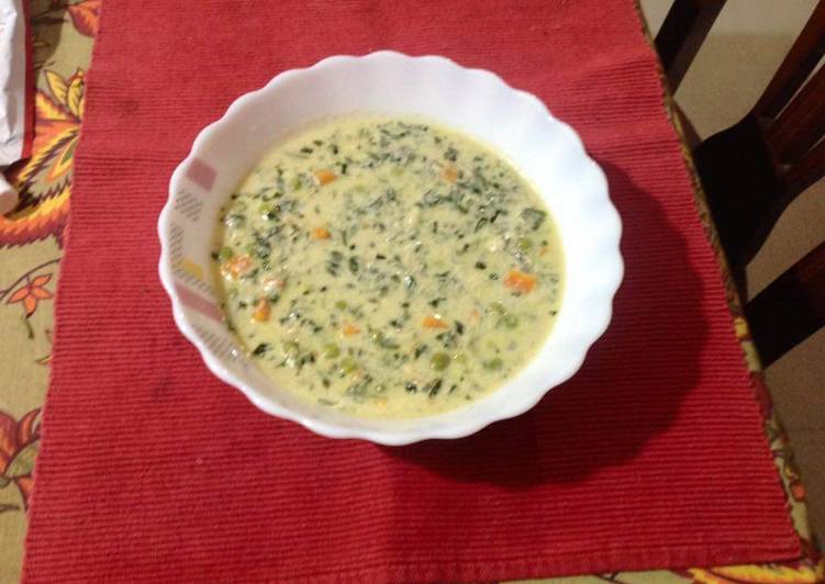 Recipe of Quick Methi Matar Gajar Malai