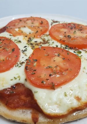 Una foto de Pizza individual en sartén apta celíacos