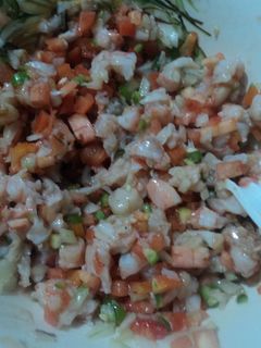 Una foto de Camarones en picadillo de chile de árbol verde las Correa  (Ceviche)