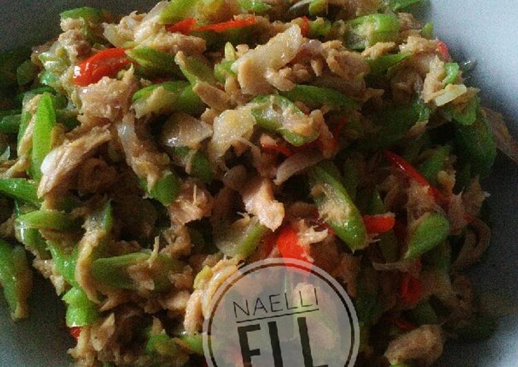 Tumis Buncis with Tuna