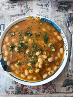 Una foto de Porotos cremosos con verduras