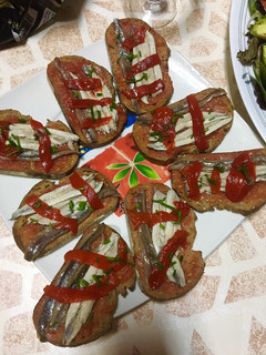 Una foto de Matrimonio boquerón y anchoa