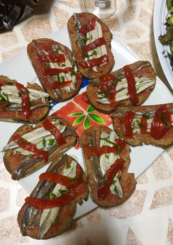 Una foto de Matrimonio boquerón y anchoa