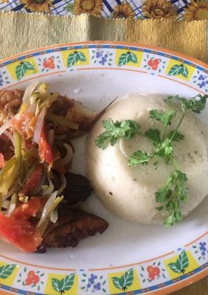 Una foto de Pescado en salsa María