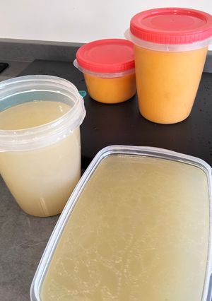 Foto principal de Caldo de pollo y más