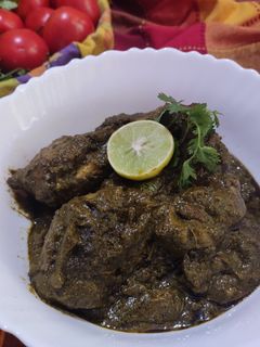 পালং চিকেন (Spinach chicken recipe in bengali ) রেসিপির প্রধান ছবি