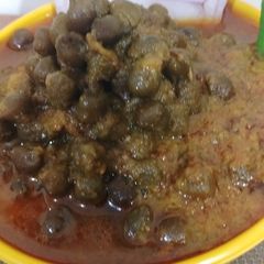 A picture of Green Chana choliya.