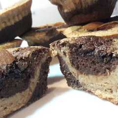 Una foto de Muffins marmolados de harina integral