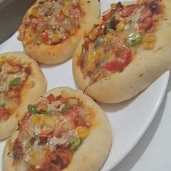 Mini tandori pizza A picture of Mini tandori pizza.