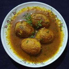 A picture of Egg curry.