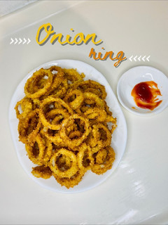 Hình của món Hành tây chiên giòn.