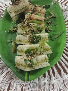 સેન્ડવિચ ઢોકળા (Sandwich Dhokla Recipe In Gujarati) રેસીપી મુખ્ય ફોટો