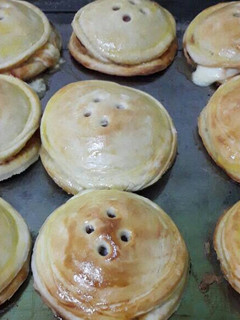 Una foto de Botones de pizza rellena