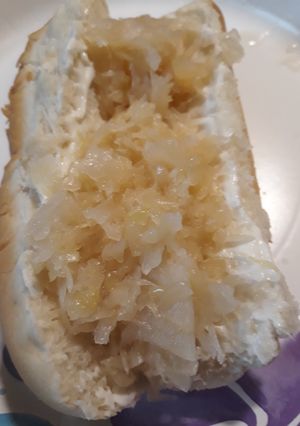 A picture of A Sandwich of Sauerkraut.