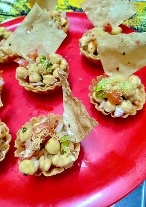 A picture of Papad Tokari chanachat masala.