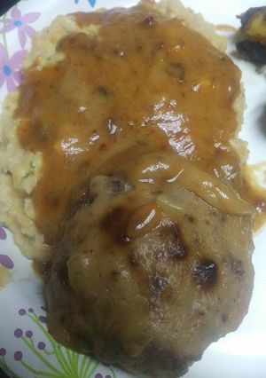 A picture of Chickpea Mash with Burger.