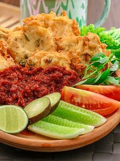 Foto resep Resep Tahu Tempe Kriuk Sambal Penyet