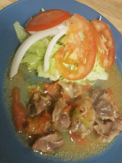 Una foto de 🍜 Mollejitas de Pollo Guisadas 🍽