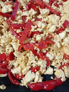 Tofu rántotta recept fotója