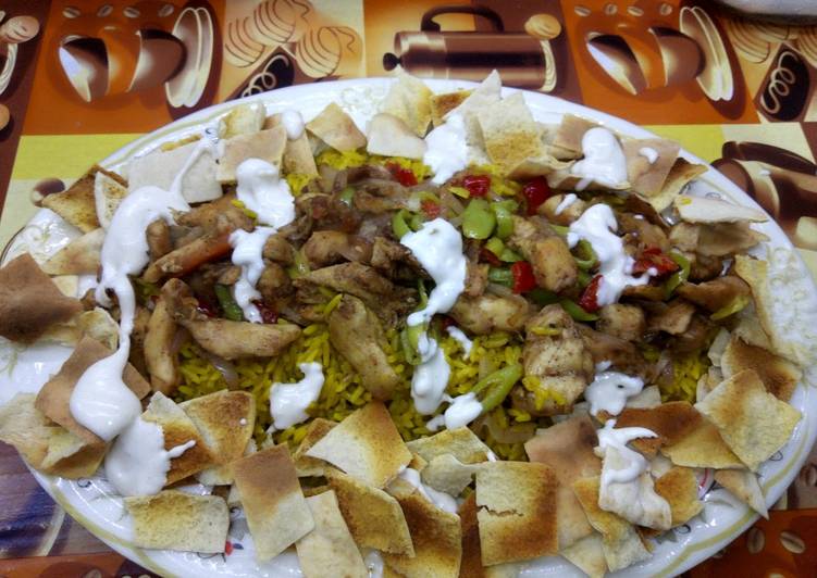 فتة شاورما الفراخ